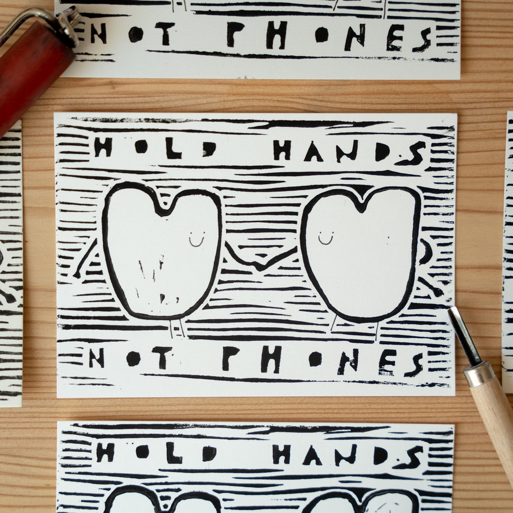 Hold hands not phones - Linoldruck